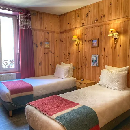 فندق Quin Te Va 2*