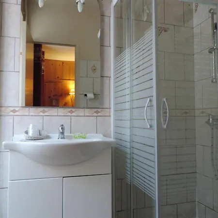 Quin Te Va فندق 2*