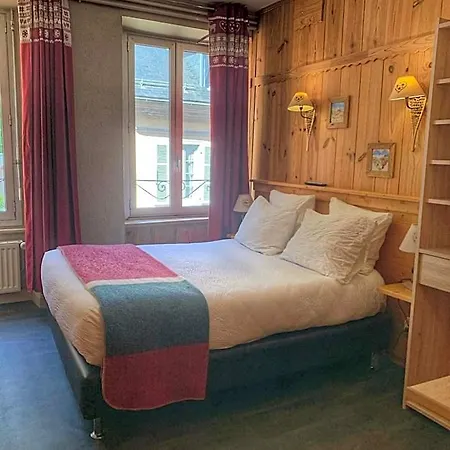 Hotel Quin Te Va 2*
